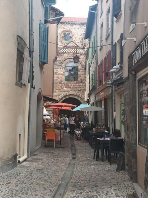 Chez David - Vacances Sous Les Toits Brioude Exterior foto